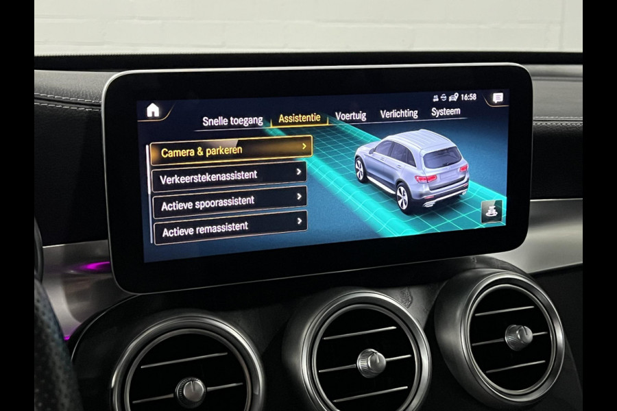 Mercedes-Benz GLC 300e 4MATIC AMG Trekhaak | Burmester | Adapt. cruise | open dak | Stoelverwarming | Achteruitrij camera | Carplay