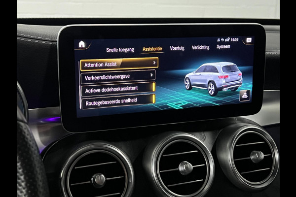 Mercedes-Benz GLC 300e 4MATIC AMG Trekhaak | Burmester | Adapt. cruise | open dak | Stoelverwarming | Achteruitrij camera | Carplay