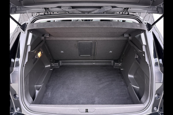 Opel Grandland X T131PK Trekhaak AGR Navi Apple Carplay Android 1/2 Leer Cruise Control Pdc ECC Ergocomfort Stoel Business Executive Lmv Privacy Glas Led DAB+ Regen-Lichtsensor Lane Assist 1.400KG Trekgewicht 1e Eigenaar Origineel Nederlandse Auto € 34.000