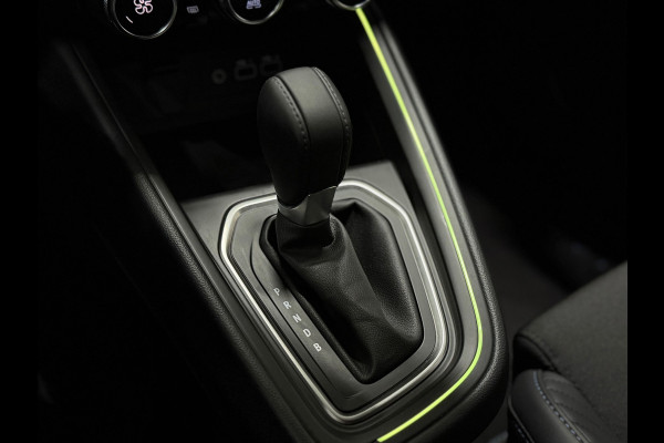 Renault Clio 1.6 E-Tech 145 esprit Alpine Aut.|Digitaal Dashboard 360 Apple Carplay & Android Auto Camera Adaptieve Cruise Control