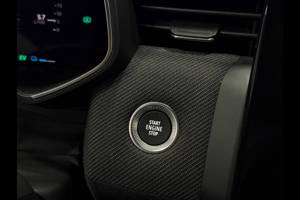 Renault Clio 1.6 E-Tech 145 esprit Alpine Aut.|Digitaal Dashboard 360 Apple Carplay & Android Auto Camera Adaptieve Cruise Control