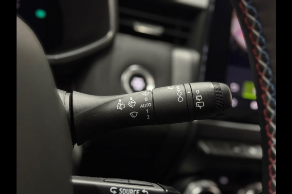 Renault Clio 1.6 E-Tech 145 esprit Alpine Aut.|Digitaal Dashboard 360 Apple Carplay & Android Auto Camera Adaptieve Cruise Control