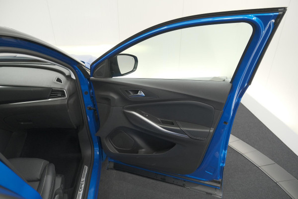 Opel Grandland 1.6 Turbo Plug-In Hybrid 225 Ultimate | 360 Camera | Leder Pakket | Elektrische Kofferklep | Adaptieve Cruise Control