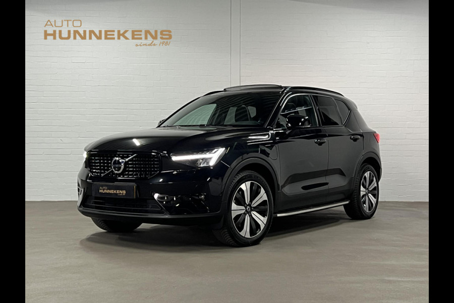 Volvo XC40 1.5 T5 Plug-in hybrid Ultimate Dark Trekhaak | Open dak | Adapt. cruise | 360 camera | Stuur-/stoelverwarming | Harman Kardon | Carplay