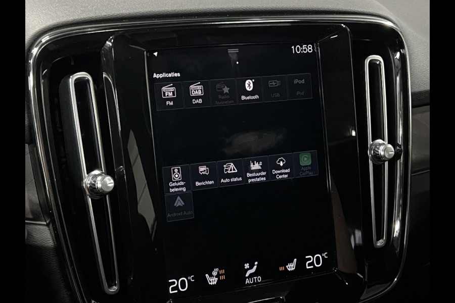 Volvo XC40 1.5 T5 Plug-in hybrid Ultimate Dark Trekhaak | Open dak | Adapt. cruise | 360 camera | Stuur-/stoelverwarming | Harman Kardon | Carplay