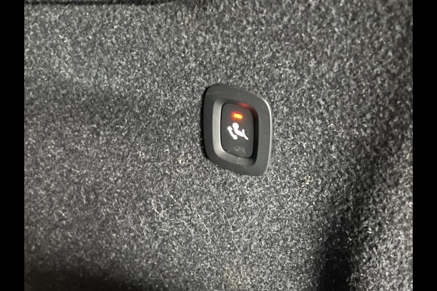 Volvo XC40 1.5 T5 Plug-in hybrid Ultimate Dark Trekhaak | Open dak | Adapt. cruise | 360 camera | Stuur-/stoelverwarming | Harman Kardon | Carplay