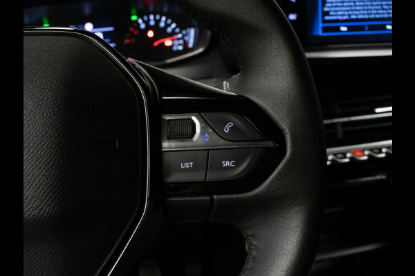 Peugeot 2008 1.2 PureTech Active Pack Sport (APPLE CARPLAY,NAVI,PDC,CLIMATE,CRUISE,LED,BLACK EDITION,SPORTSTOELEN,LM VELGEN)