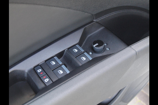 Audi Q4 e-tron 40 S edition 77 kWh | S-Line | Head-Up Display | Camera | ACC | Apple Carplay |