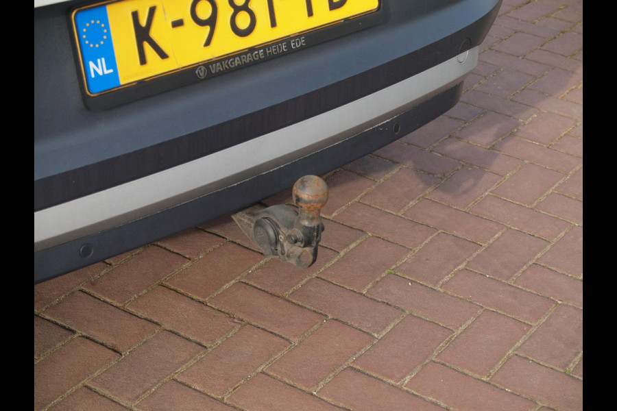 Volkswagen ID.4 Life 77 kWh | Camera | Trekhaak | Sfeerverlichting | Apple Carplay | Cruise Control |