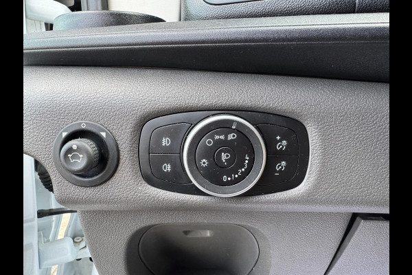 Ford Transit 350 2.0 TDCI L2H1 DC Trend 4WD | Open laadbak | Bluetooth | Kunstleder | 7-pers | Cruise| Airco | Radio | AWD 4×4