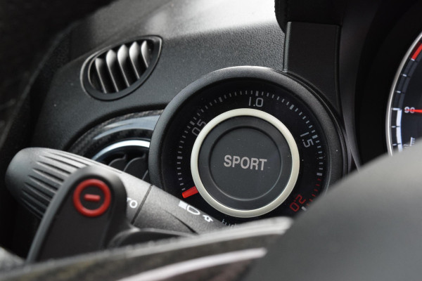 Abarth 500 695 180pk Rivale|Limited edition|Dak|Beats|Akra