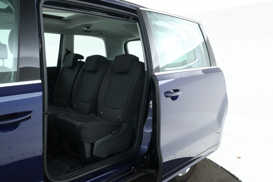Volkswagen Sharan 1.4 TSI Exclusive Series Panorama, Navigatie, climate,
