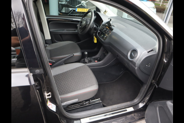 Volkswagen up! 1.0 BMT high up! Airco / 5 deurs / Stoelverw / Elekramen / Lm15''