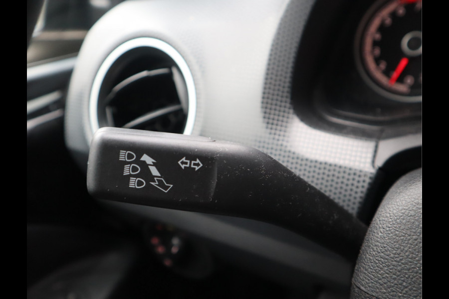 Volkswagen up! 1.0 BMT high up! Airco / 5 deurs / Stoelverw / Elekramen / Lm15''