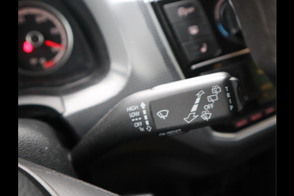 Volkswagen up! 1.0 BMT high up! Airco / 5 deurs / Stoelverw / Elekramen / Lm15''