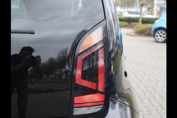 Volkswagen up! 1.0 BMT high up! Airco / 5 deurs / Stoelverw / Elekramen / Lm15''