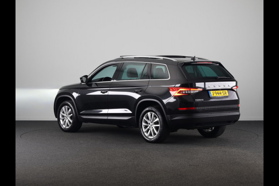 Škoda Kodiaq 1.5 TSI Business Edition Plus 150 pk Automaat (DSG) | Navigatie | Panoramadak | Parkeersensoren (Park assist) | Rondomzicht camera | Stoelverwarming |