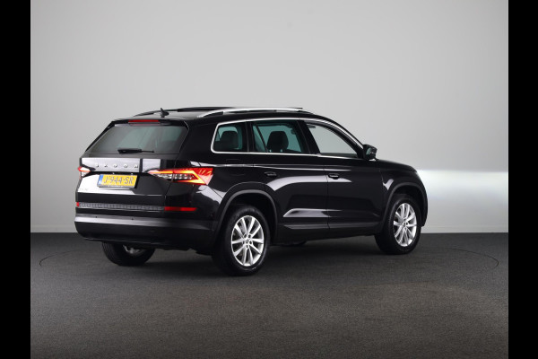 Škoda Kodiaq 1.5 TSI Business Edition Plus 150 pk Automaat (DSG) | Navigatie | Panoramadak | Parkeersensoren (Park assist) | Rondomzicht camera | Stoelverwarming |