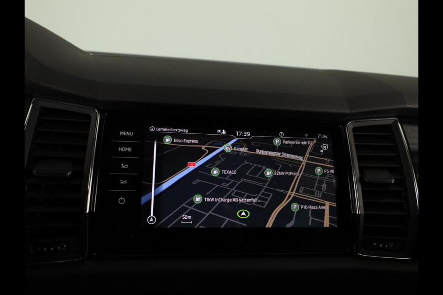 Škoda Kodiaq 1.5 TSI Business Edition Plus 150 pk Automaat (DSG) | Navigatie | Panoramadak | Parkeersensoren (Park assist) | Rondomzicht camera | Stoelverwarming |