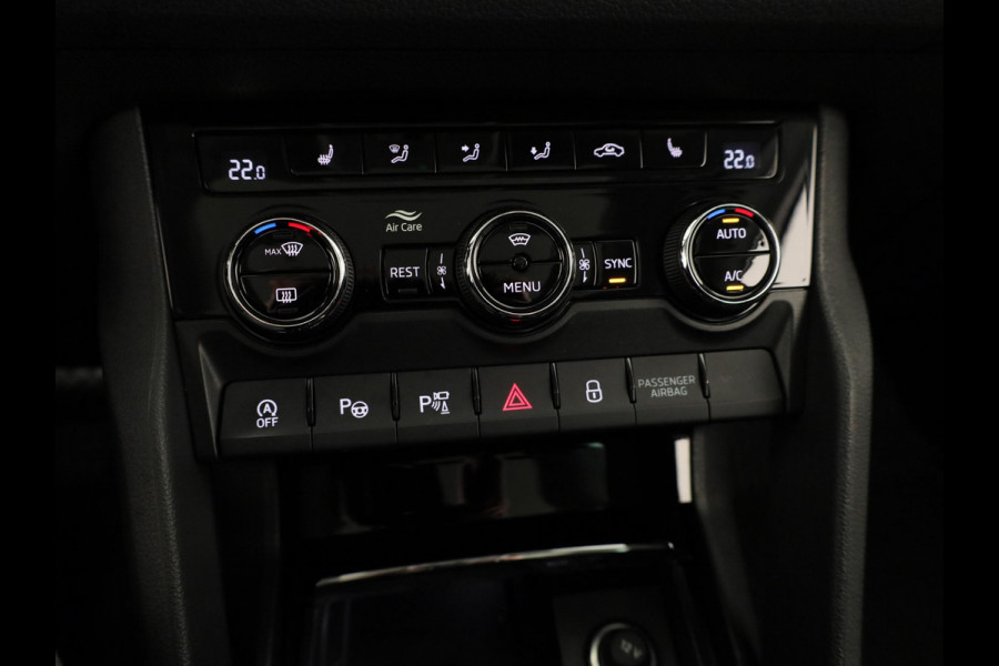 Škoda Kodiaq 1.5 TSI Business Edition Plus 150 pk Automaat (DSG) | Navigatie | Panoramadak | Parkeersensoren (Park assist) | Rondomzicht camera | Stoelverwarming |