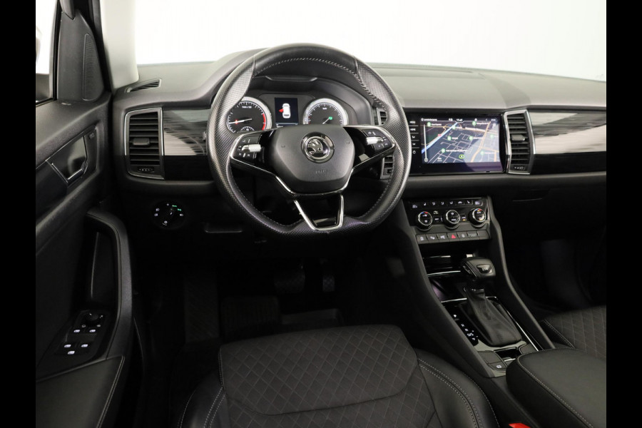 Škoda Kodiaq 1.5 TSI Business Edition Plus 150 pk Automaat (DSG) | Navigatie | Panoramadak | Parkeersensoren (Park assist) | Rondomzicht camera | Stoelverwarming |