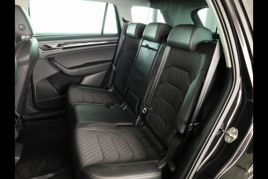 Škoda Kodiaq 1.5 TSI Business Edition Plus 150 pk Automaat (DSG) | Navigatie | Panoramadak | Parkeersensoren (Park assist) | Rondomzicht camera | Stoelverwarming |
