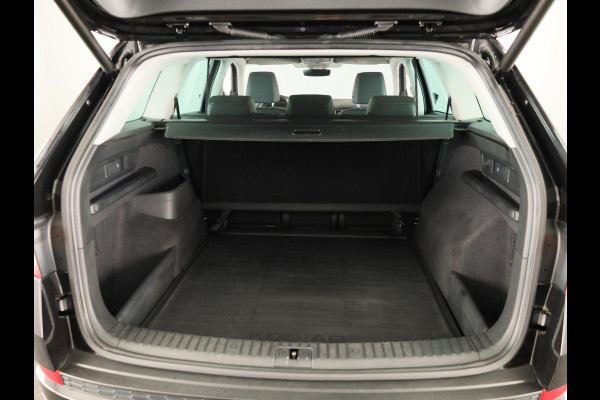 Škoda Kodiaq 1.5 TSI Business Edition Plus 150 pk Automaat (DSG) | Navigatie | Panoramadak | Parkeersensoren (Park assist) | Rondomzicht camera | Stoelverwarming |