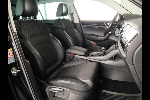 Škoda Kodiaq 1.5 TSI Business Edition Plus 150 pk Automaat (DSG) | Navigatie | Panoramadak | Parkeersensoren (Park assist) | Rondomzicht camera | Stoelverwarming |