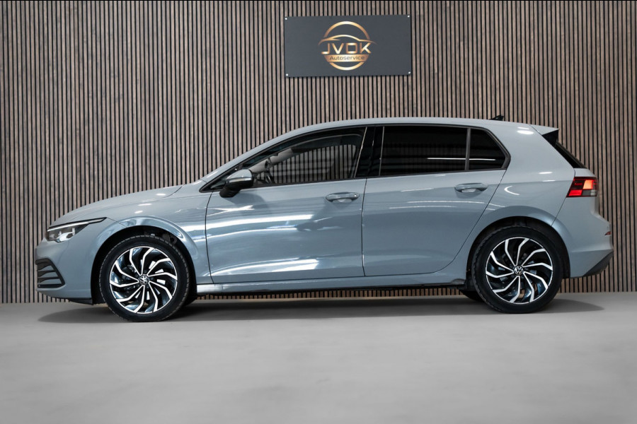 Volkswagen Golf 1.5 TSI Highline IQ CARPLAY CAMERA