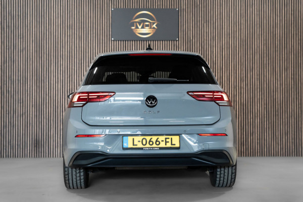 Volkswagen Golf 1.5 TSI Highline IQ CARPLAY CAMERA