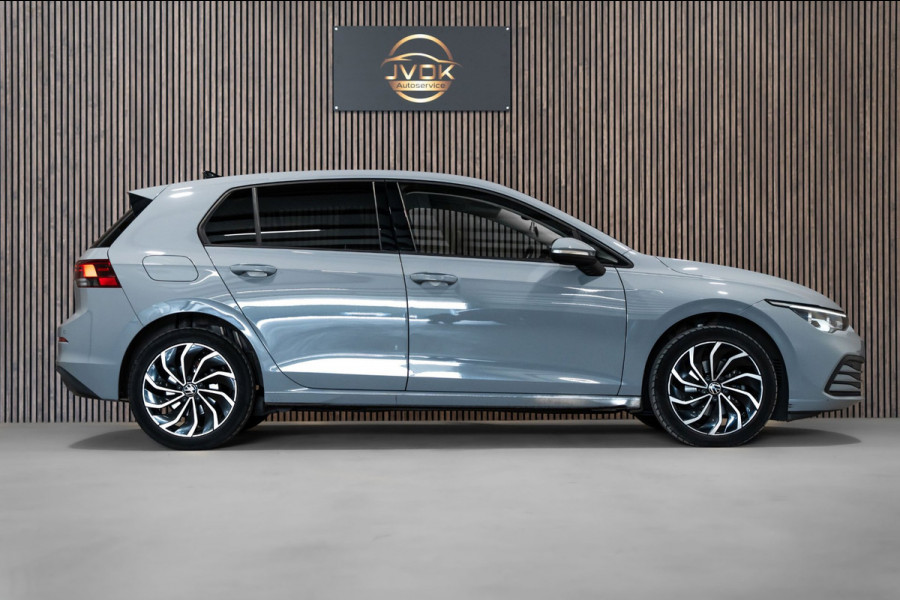 Volkswagen Golf 1.5 TSI Highline IQ CARPLAY CAMERA