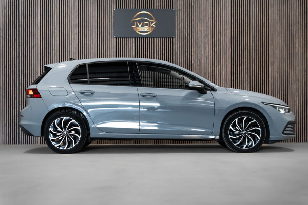 Volkswagen Golf 1.5 TSI Highline IQ CARPLAY CAMERA