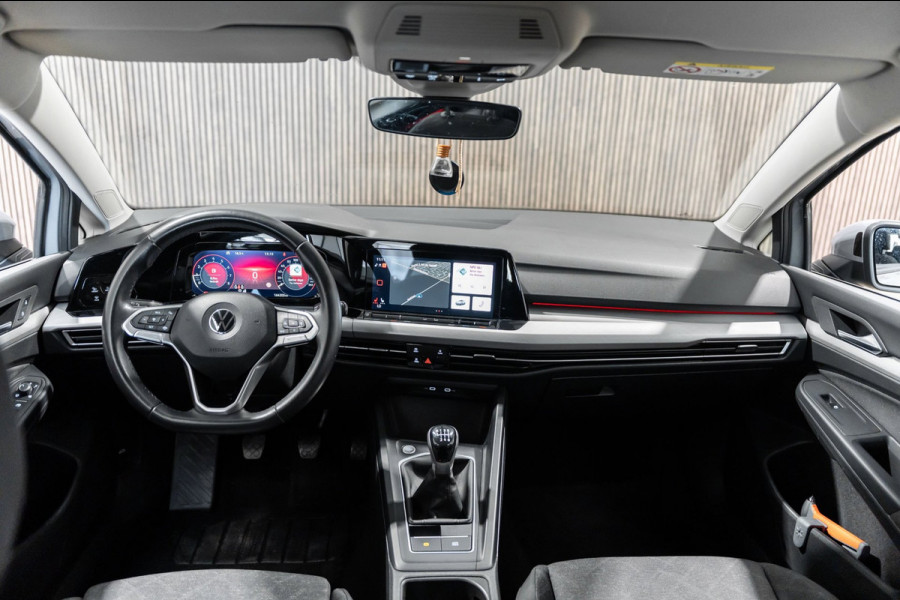 Volkswagen Golf 1.5 TSI Highline IQ CARPLAY CAMERA