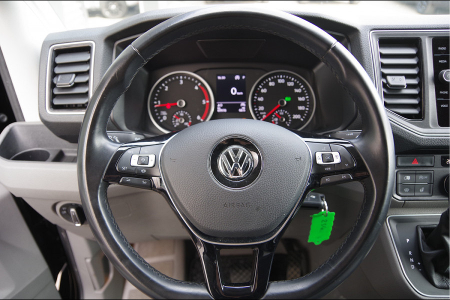 Volkswagen Crafter 35 2.0 TDI L3H3(L2H2) 177PK AUT. LED, ADAPT. CRUISE, STOELVERWARMING, STANDKACHEL, ERGO COMFORT STOEL GEV, CAMERA, NAVI, CLIMA,