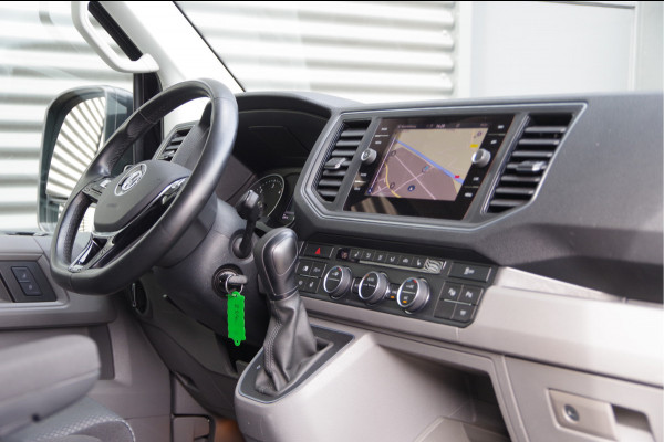 Volkswagen Crafter 35 2.0 TDI L3H3(L2H2) 177PK AUT. LED, ADAPT. CRUISE, STOELVERWARMING, STANDKACHEL, ERGO COMFORT STOEL GEV, CAMERA, NAVI, CLIMA,