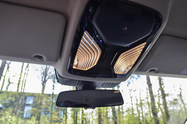 BMW 5 Serie Touring 520i Executive | Trekhaak | Navigatie | Stoelverwarming | Cruise