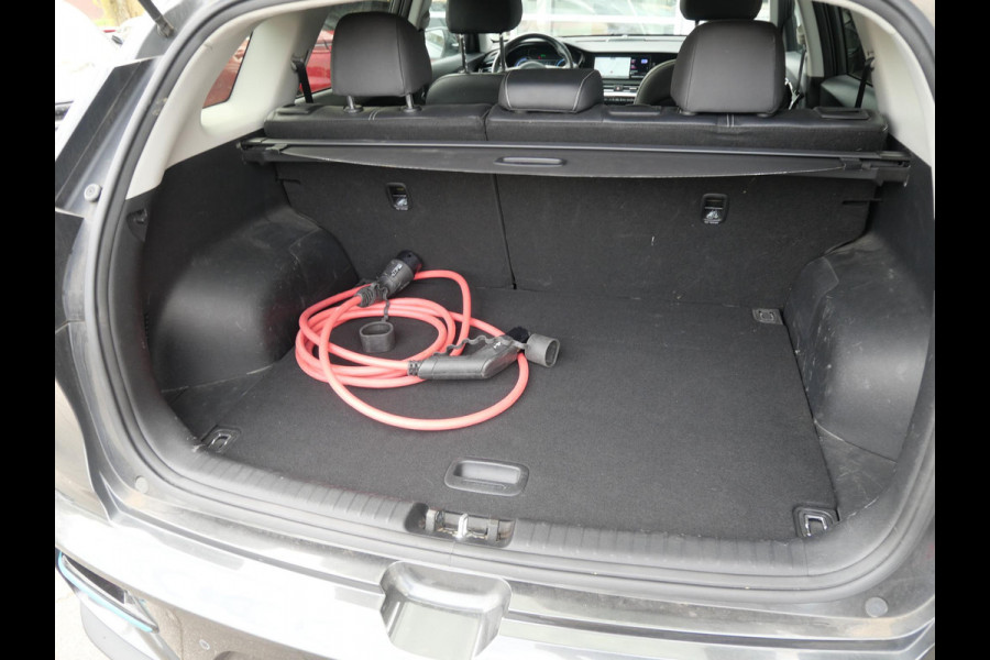 Kia e-Niro DynamicPlusLine 64 kWh Stoel & stuurverwarming | Navi | carplay | Camera | 455 km bereik | SOH 100%