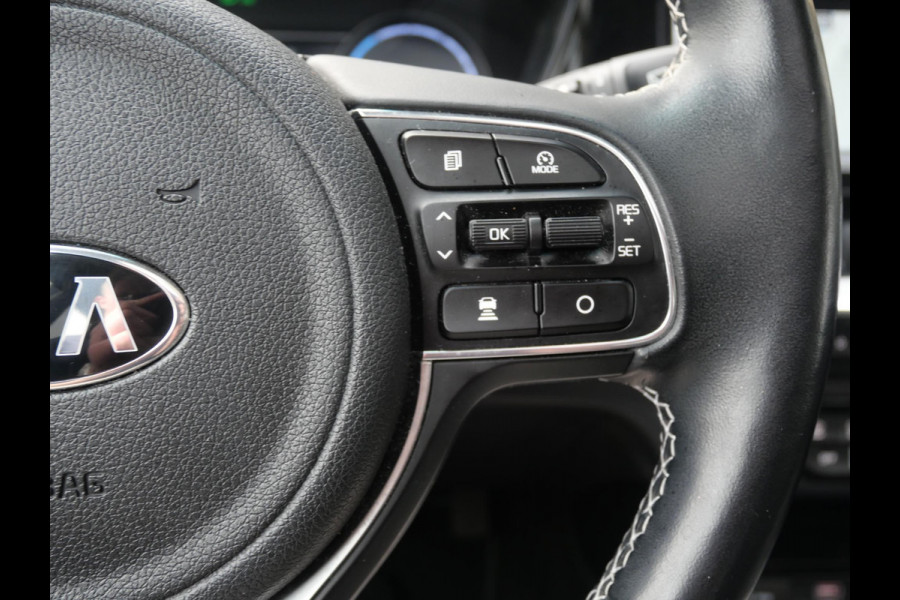 Kia e-Niro DynamicPlusLine 64 kWh Stoel & stuurverwarming | Navi | carplay | Camera | 455 km bereik | SOH 100%