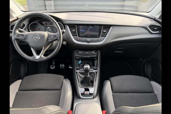 Opel Grandland X 1.2 Turbo Ultimate 1e Eigenaar,360° Camera,Pano,Navi,Stoelverw,Keyless,Rijstrooksensor,BSD,131pk,6 Bak,N.A.P,Pdc V+A,Lm velgen,Halfleder,Dealer Onderhouden,Net beurt gehad,Apk tot 01-2027