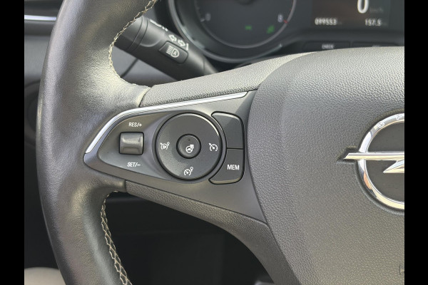 Opel Grandland X 1.2 Turbo Ultimate 1e Eigenaar,360° Camera,Pano,Navi,Stoelverw,Keyless,Rijstrooksensor,BSD,131pk,6 Bak,N.A.P,Pdc V+A,Lm velgen,Halfleder,Dealer Onderhouden,Net beurt gehad,Apk tot 01-2027