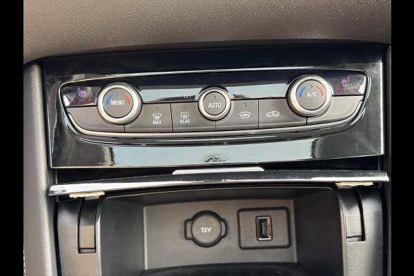 Opel Grandland X 1.2 Turbo Ultimate 1e Eigenaar,360° Camera,Pano,Navi,Stoelverw,Keyless,Rijstrooksensor,BSD,131pk,6 Bak,N.A.P,Pdc V+A,Lm velgen,Halfleder,Dealer Onderhouden,Net beurt gehad,Apk tot 01-2027