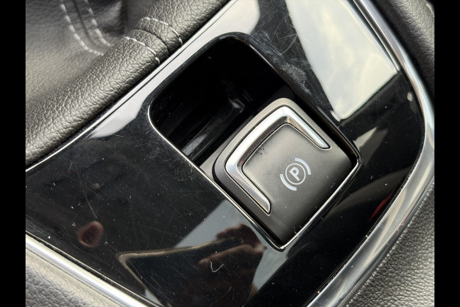 Opel Grandland X 1.2 Turbo Ultimate 1e Eigenaar,360° Camera,Pano,Navi,Stoelverw,Keyless,Rijstrooksensor,BSD,131pk,6 Bak,N.A.P,Pdc V+A,Lm velgen,Halfleder,Dealer Onderhouden,Net beurt gehad,Apk tot 01-2027