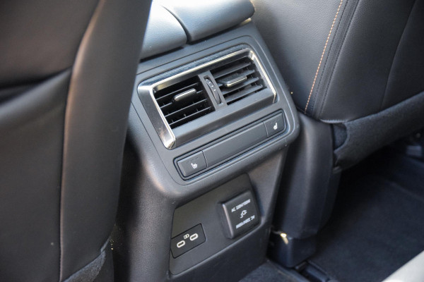 Mazda CX-60 2.5 e-SkyActiv PHEV Homura | Panorama | Bose | 360 Camera | Stoelventilatie | Stuurverwarming