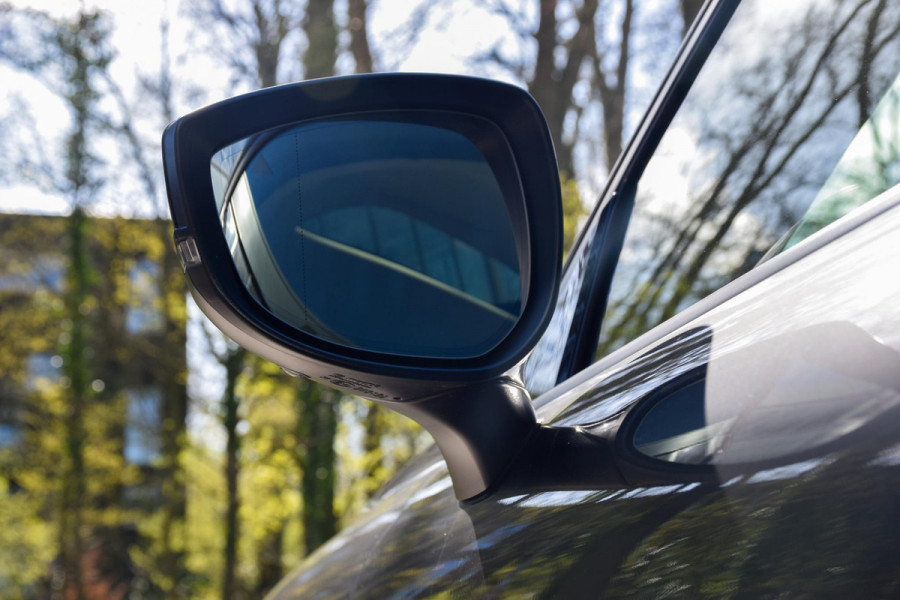 Mazda CX-60 2.5 e-SkyActiv PHEV Homura | Panorama | Bose | 360 Camera | Stoelventilatie | Stuurverwarming