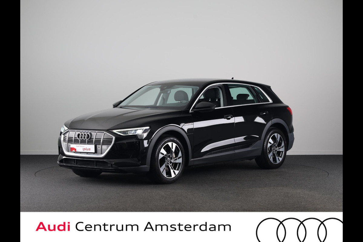 Audi e-tron 50 quattro edition 71 kWh 313 pk | SoH 99% | Navigatie | Trekhaak (afneembaar) | Parkeersensoren | Luchtvering |
