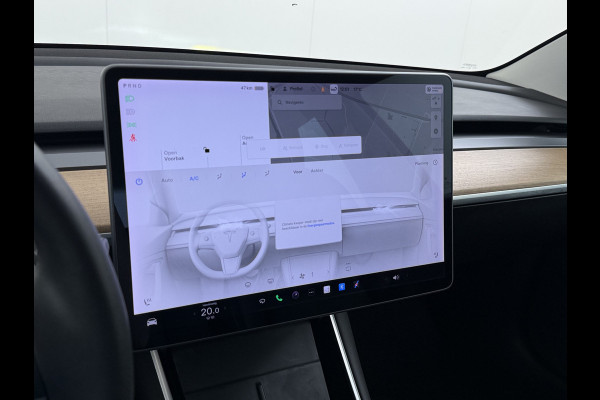 Tesla Model 3 SR+ 325PK LFP-Accu (dus altijd 100% laden) AutoPilot Leer Pano-Dak Adaptive Cruise Lmv 18" Camera's Elektr.-Stuur+Stoelen+Spiege Ecc Navi Led DAB Voorverwarmen interieur via App Keyless One-Pedal-Drive 1e Eigenaar Origineel Nederlandse Auto LFP accu dus 100% opladen!