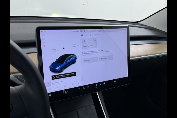 Tesla Model 3 SR+ 325PK LFP-Accu (dus altijd 100% laden) AutoPilot Leer Pano-Dak Adaptive Cruise Lmv 18" Camera's Elektr.-Stuur+Stoelen+Spiege Ecc Navi Led DAB Voorverwarmen interieur via App Keyless One-Pedal-Drive 1e Eigenaar Origineel Nederlandse Auto LFP accu dus 100% opladen!