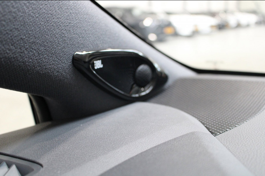 Toyota Corolla Touring Sports 2.0 Hybrid Panorama/JBL/Kuipstoelen/Leer/Trekhaak/Head-Up/ Prijs is rijklaar