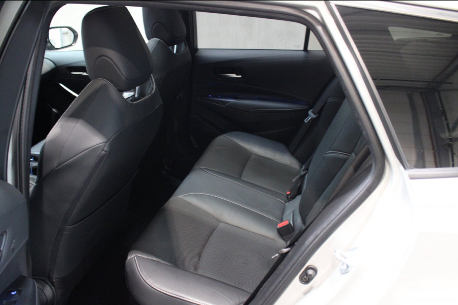 Toyota Corolla Touring Sports 2.0 Hybrid Panorama/JBL/Kuipstoelen/Leer/Trekhaak/Head-Up/ Prijs is rijklaar