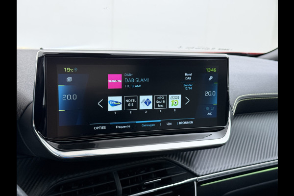 Peugeot e-2008 EV GT 50kWh Pano-Dak 360°Camera 3-fase 18" 1/2 Leer/Alcantara Adaptive-Cruise 3D-Navi ParkAssist PDC-a+v Ecc Stoelverwarming App SOH 91% Keyless Led LmvPrivacy Glas BlindSpot Assist Lane Assist Isofix DAB+ Regen-Lichtsensor Dealeronderhouden € 40.000 nieuw!